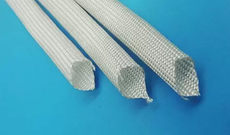 Quali componenti e moduli protegge il manicotto in fibra per alte temperature?