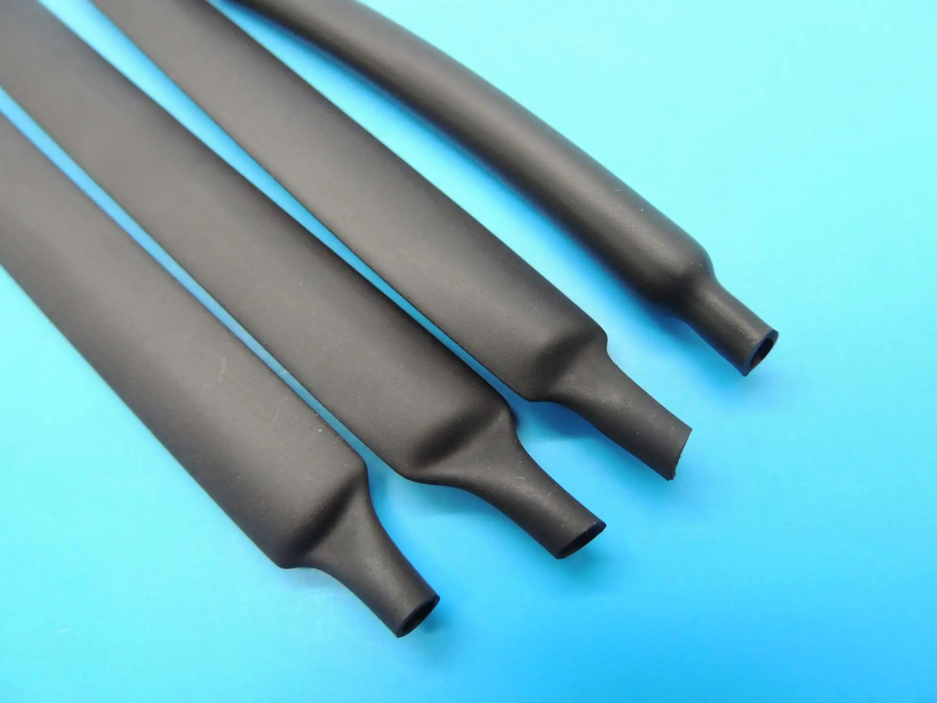 Guaina termorestringente elastomerica resistente al diesel-SBD-SWHF-DR